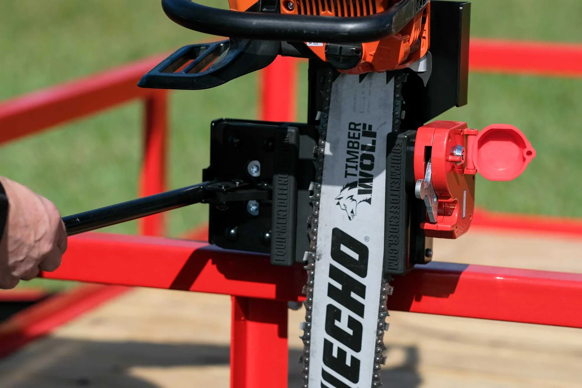 Equipment Defender Chainsaw Rack - Image 6