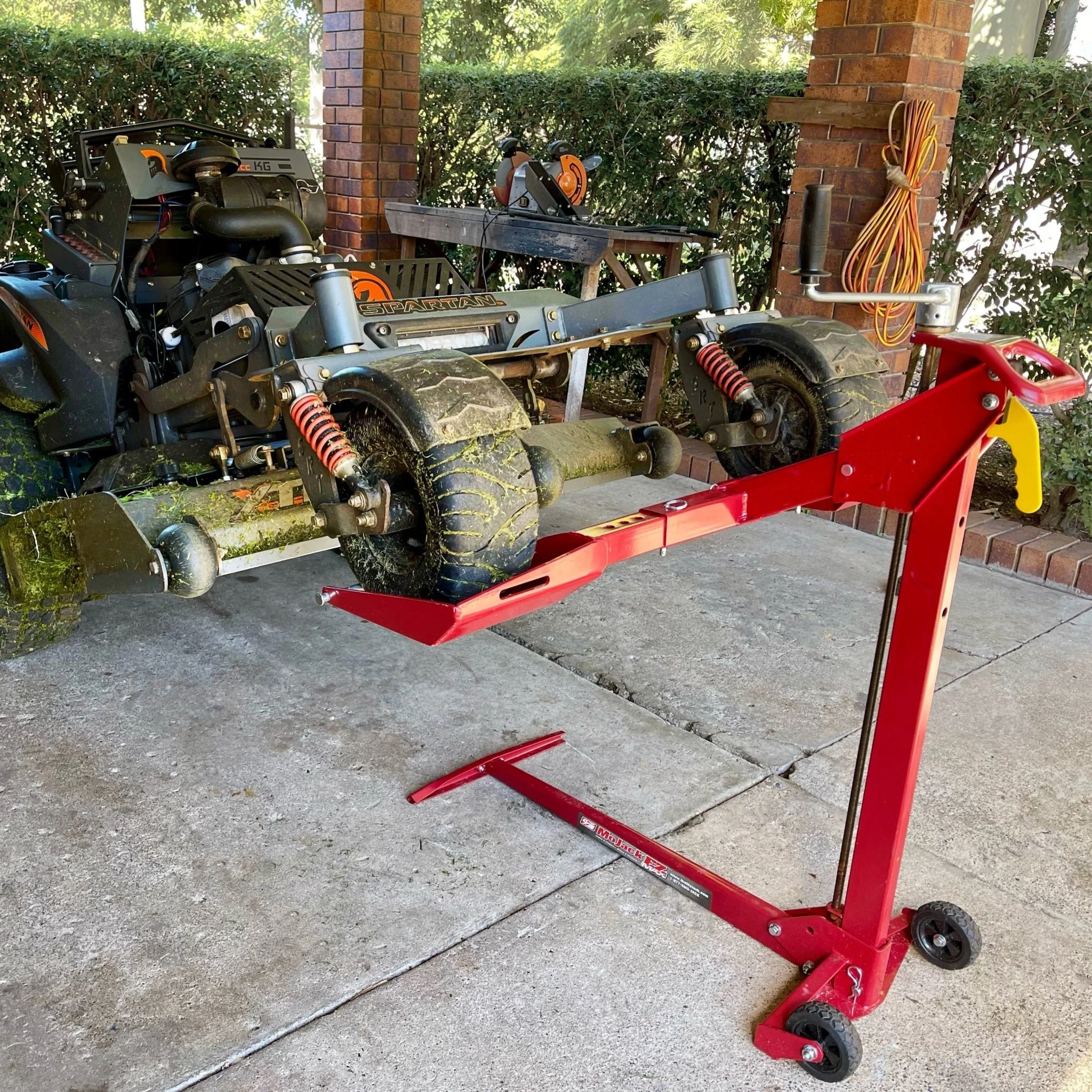 MoJack EZ Max Mower Lift - Image 4